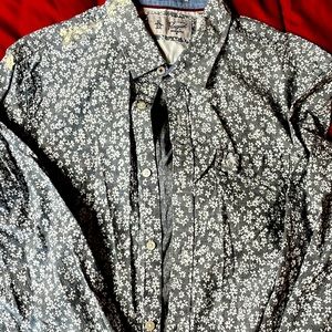 Penguin Dress Shirt. Size L. Blue.